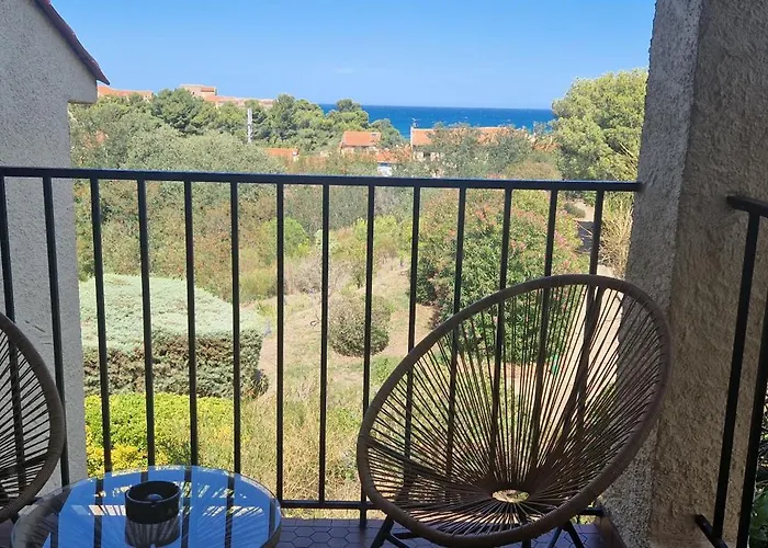 Apartamento T2 Au Calme Avec Vue Mer, Proche Centre De Et Parking